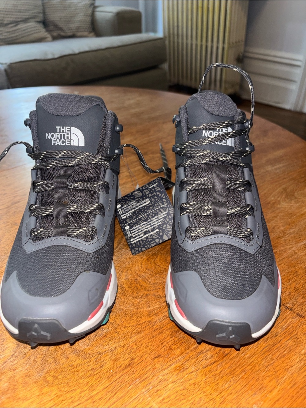 The North Face Women's VECTIV Exploris Mid FUTURELIGHT Hiking Shoes - Gray/Pink - Picture 3 of 5